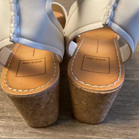 Dolce Vita Linda Off White Leather Heels - Picture 3 of 4